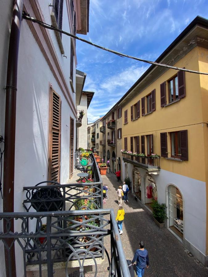 La Casa Del Corso Apartamento Arona Exterior foto